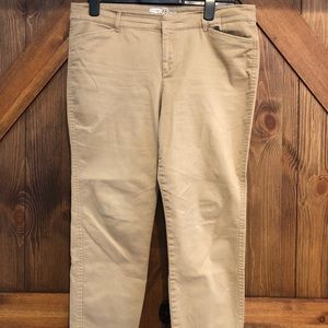 ❤️ 3/$25 Old Navy Pixie cut beige pants slacks career office wardrobe casual